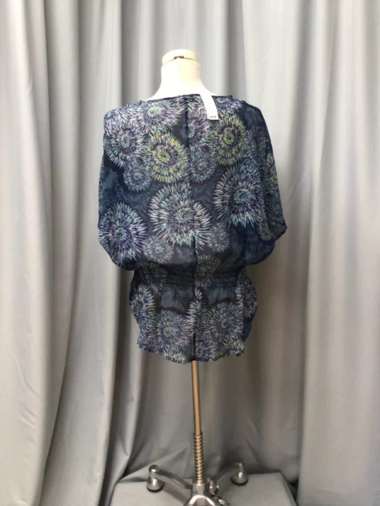 ANA SIZE SMALL Ladies BLOUSE