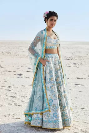 Aurora Lehenga