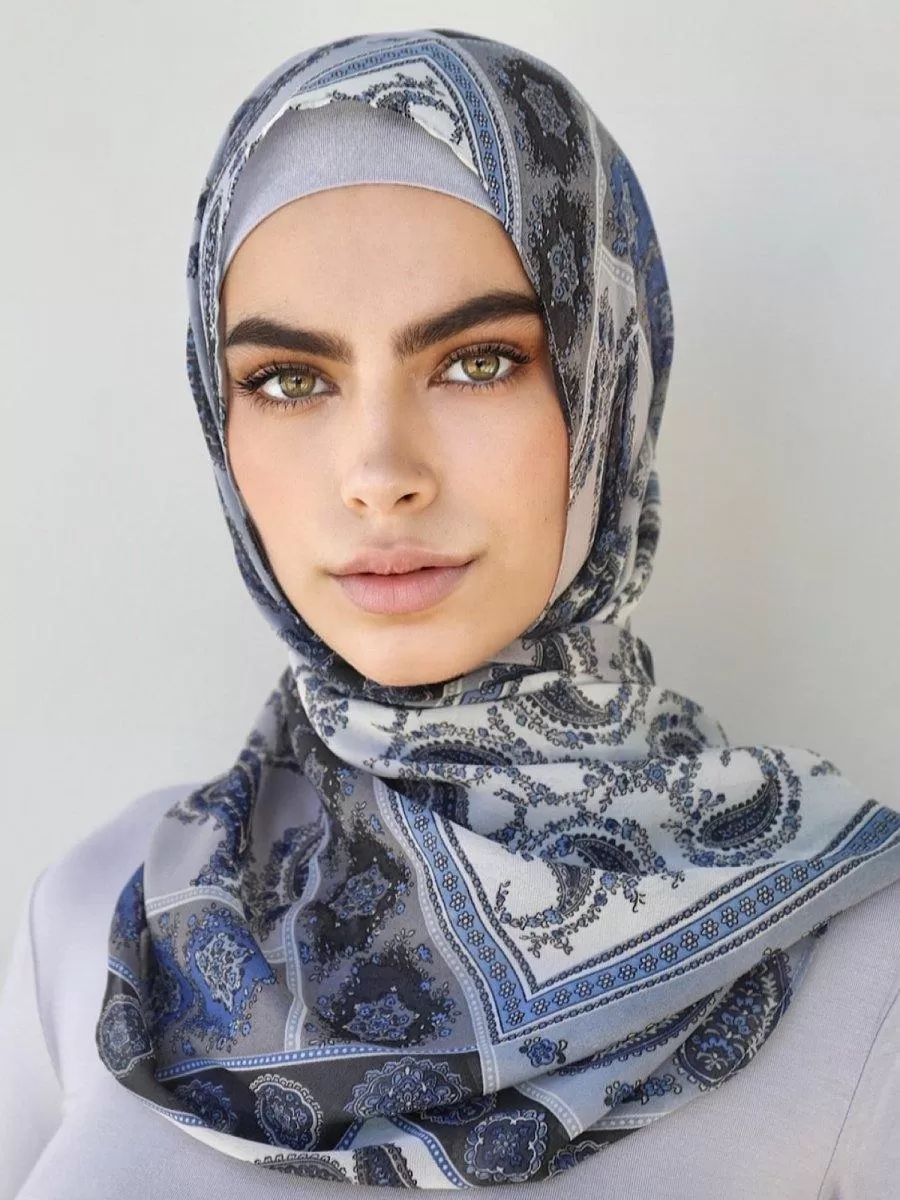 Blue Grey Patchwork Paisley Hijab