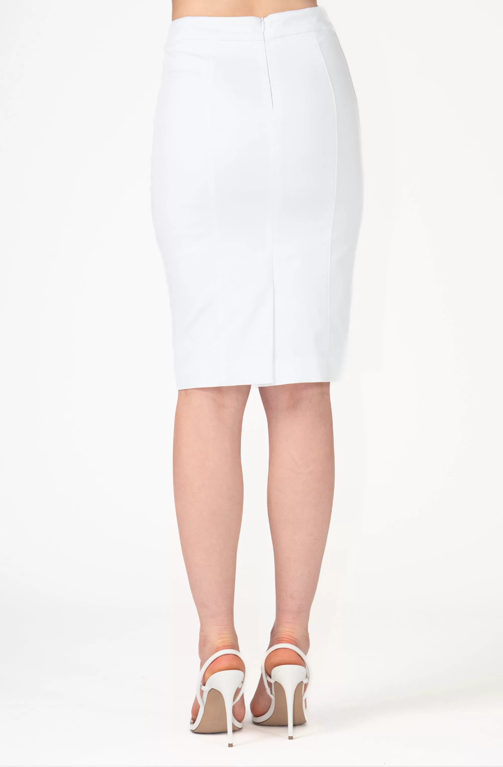 Cotton Fitted Skirt with Middle Seam