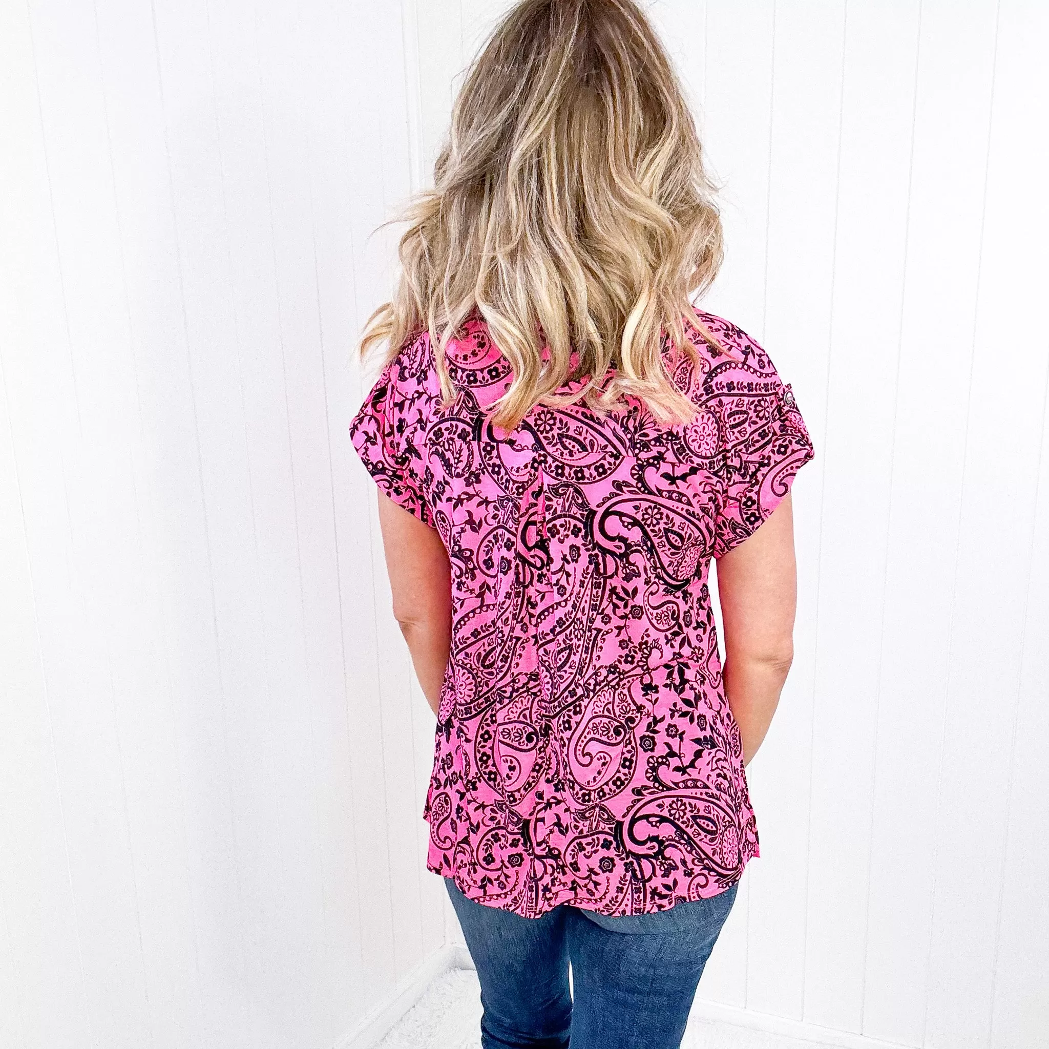 Dear Scarlett Lizzy Cap Sleeve Top in Pink Paisley