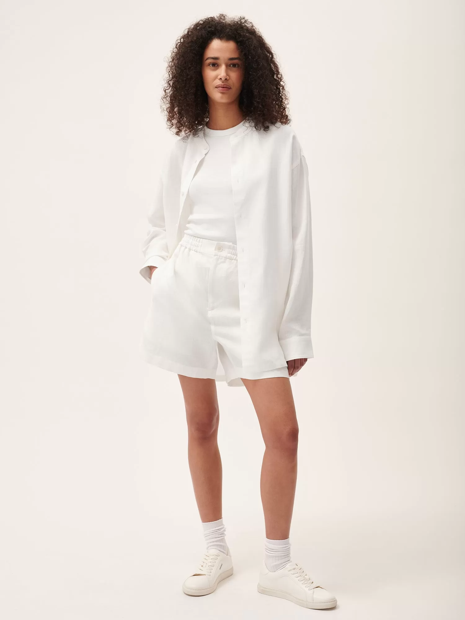 DNA Aloe Linen Mid Length Shorts—off-white