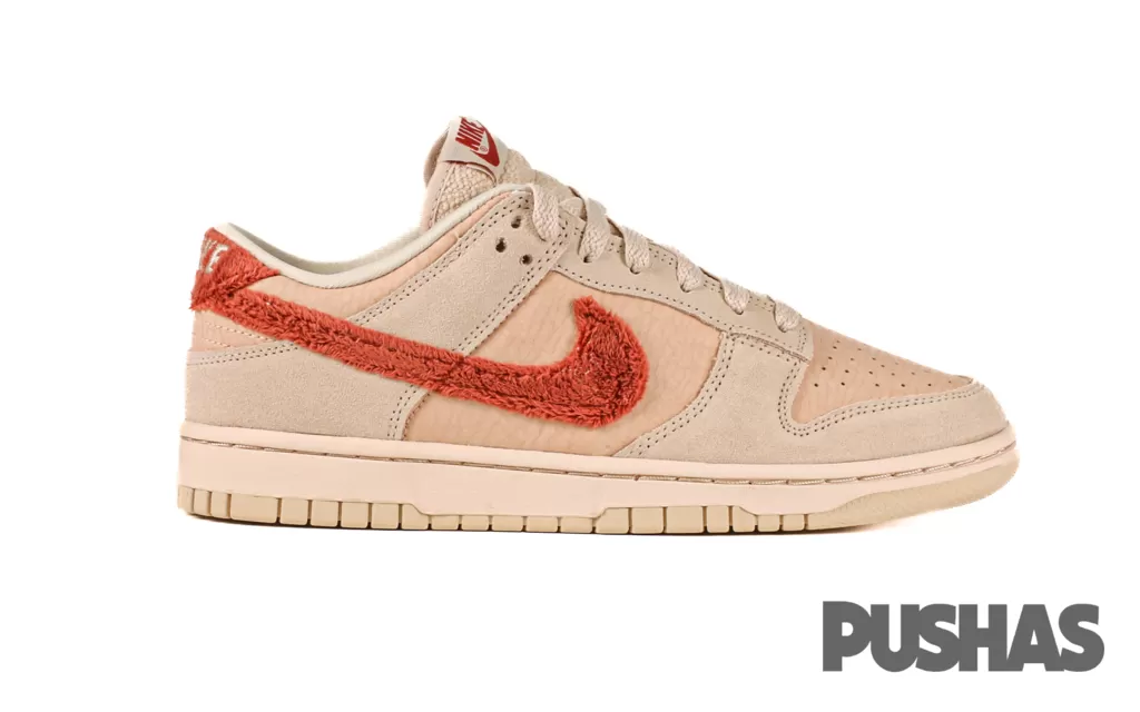 Dunk Low 'Terry Swoosh' W (2022)