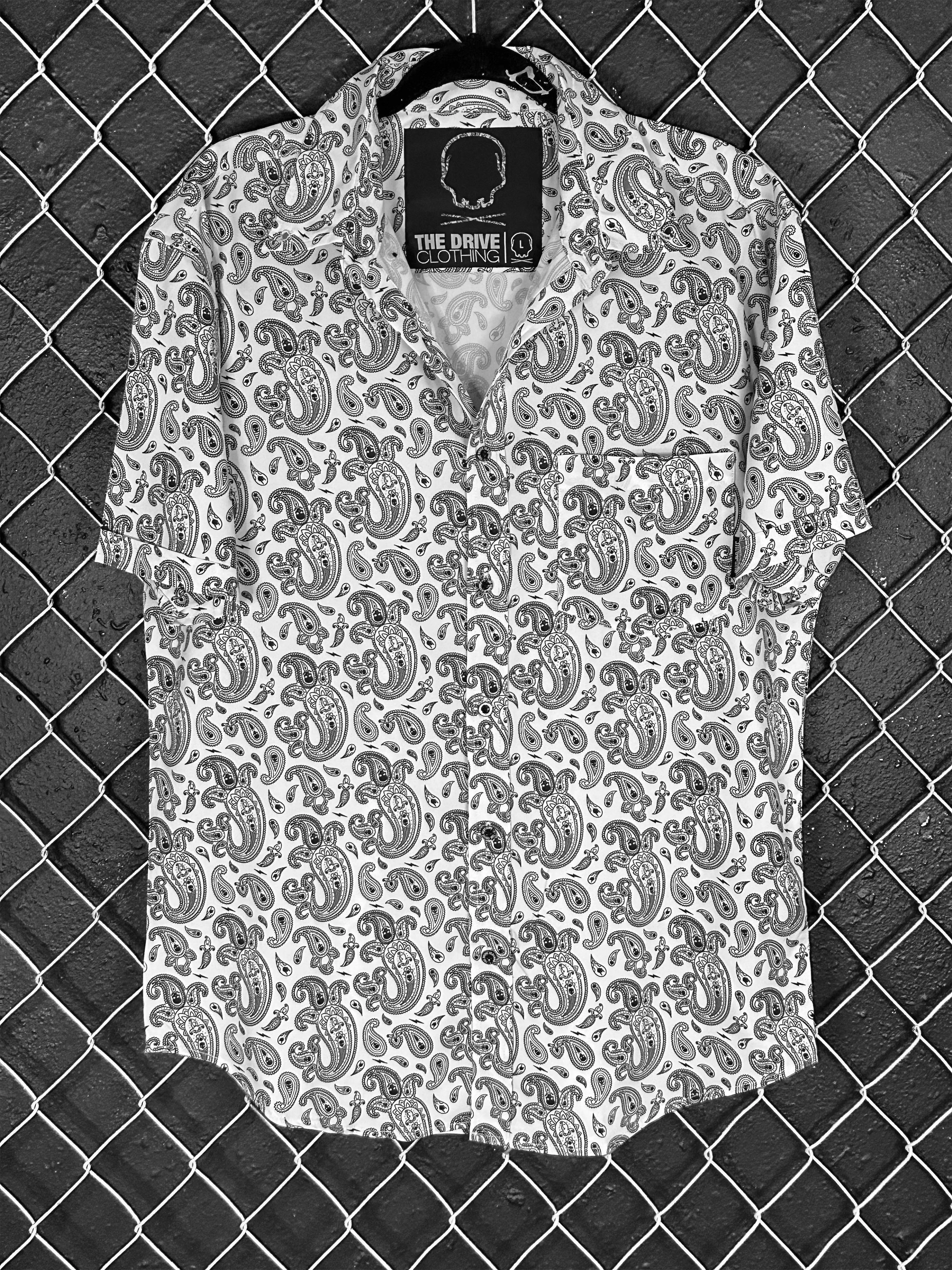 ESSENTIAL PAISLEY WHITE BUTTON UP