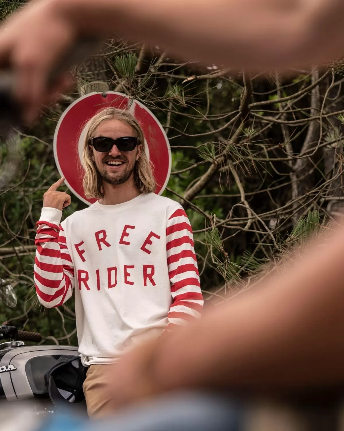 Free Rider Longsleeve Red/White