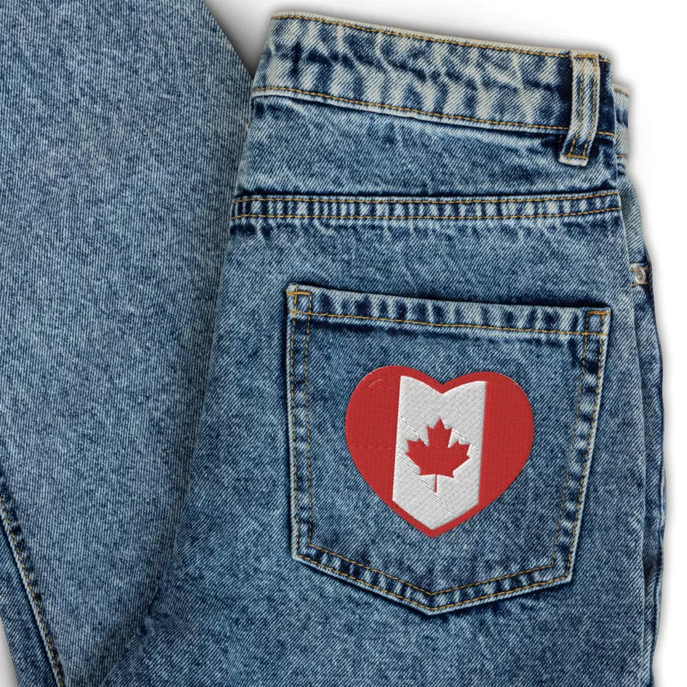 High Quality Heart-Shaped Embroidered Canada Flag Patch