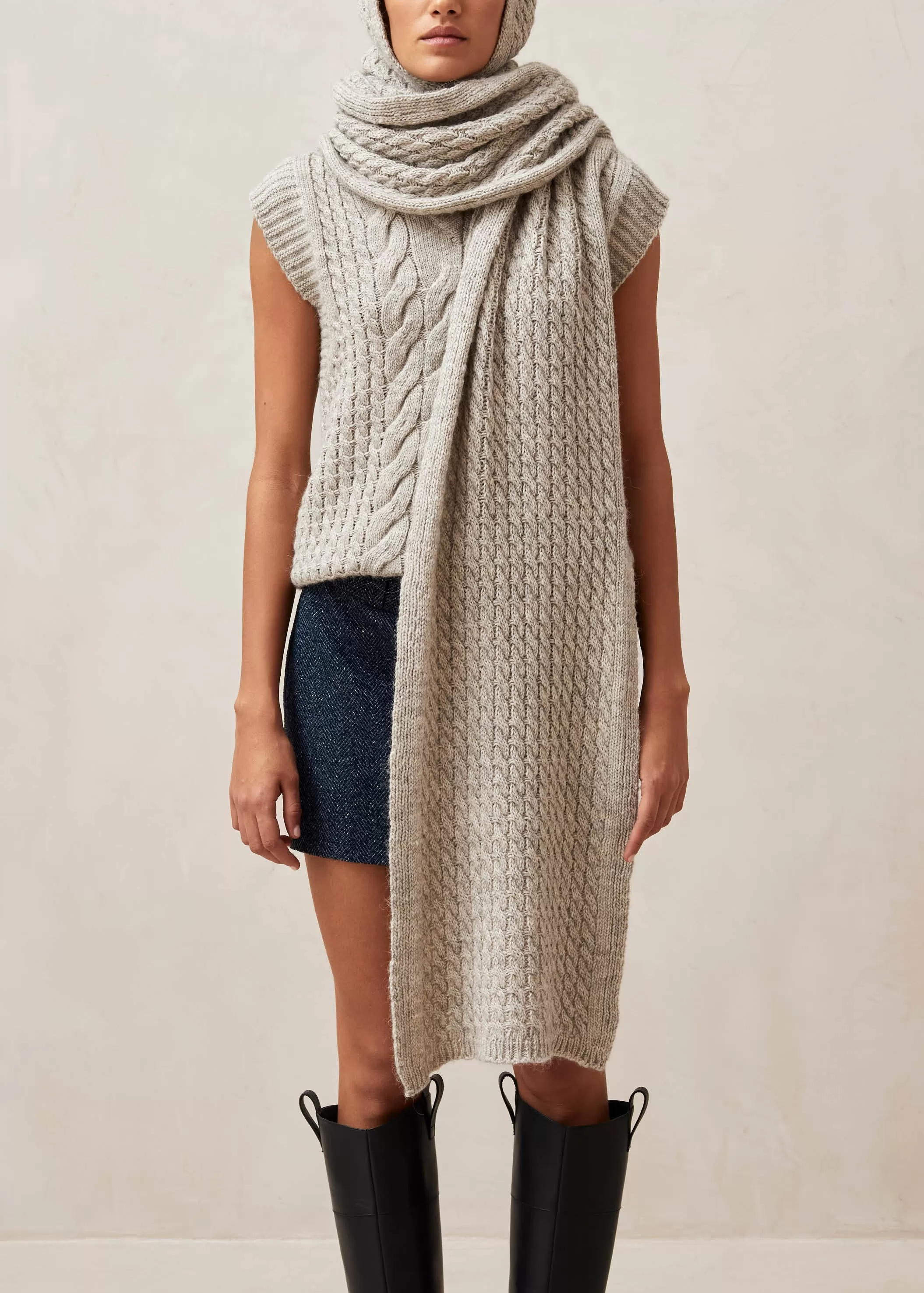 Kylie Gray Tricot Scarf