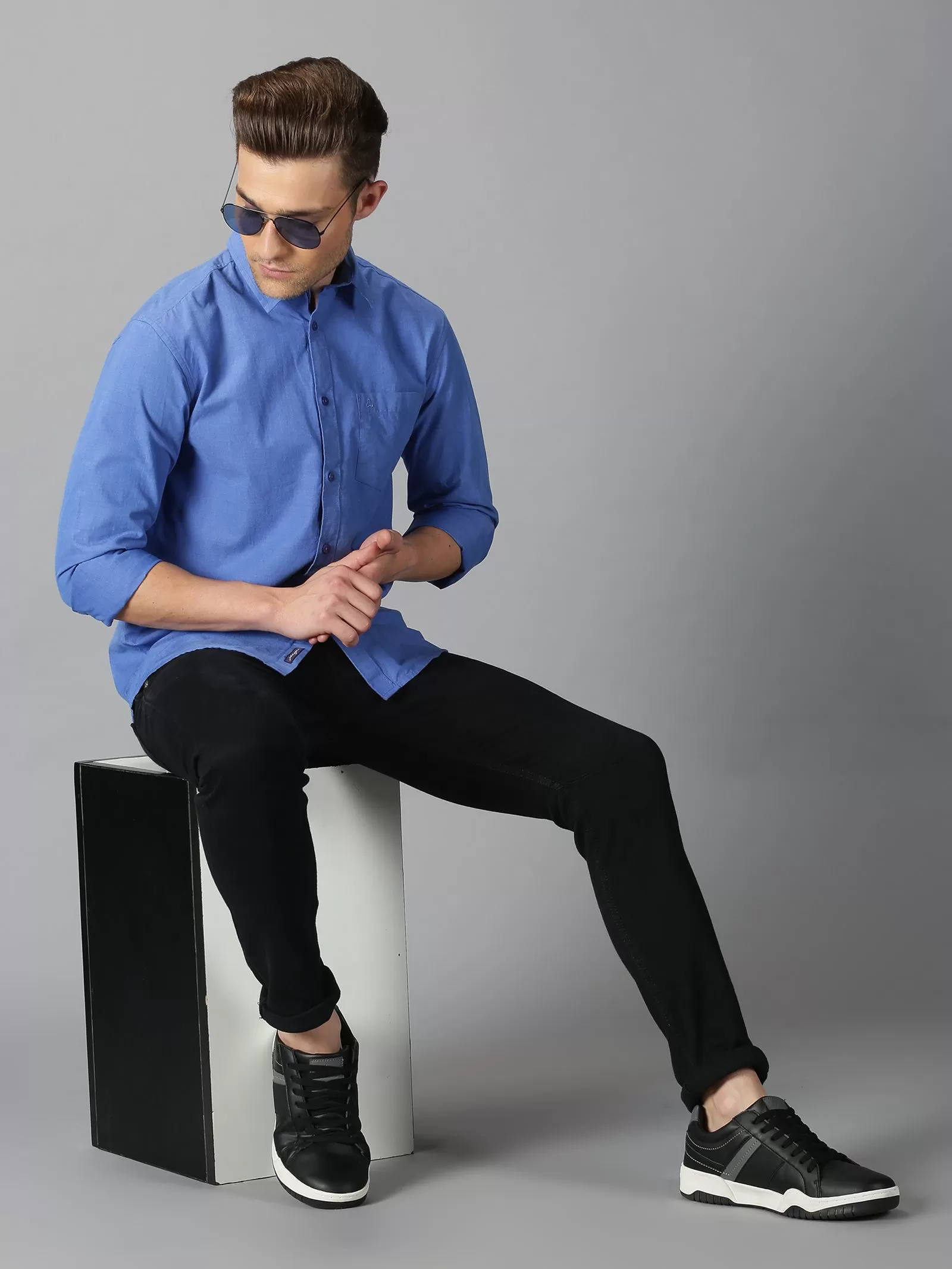 MEN'S BLUE SOLID SLIM FIT SHIRT