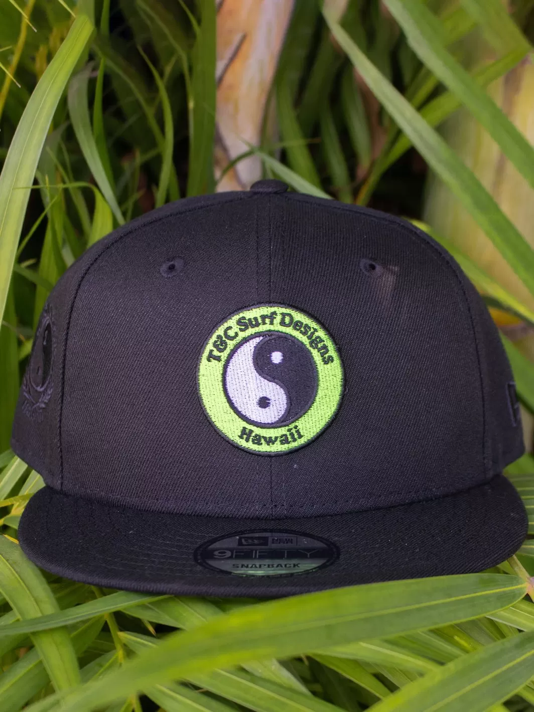 T&C Surf New Era Neon Logo Cap