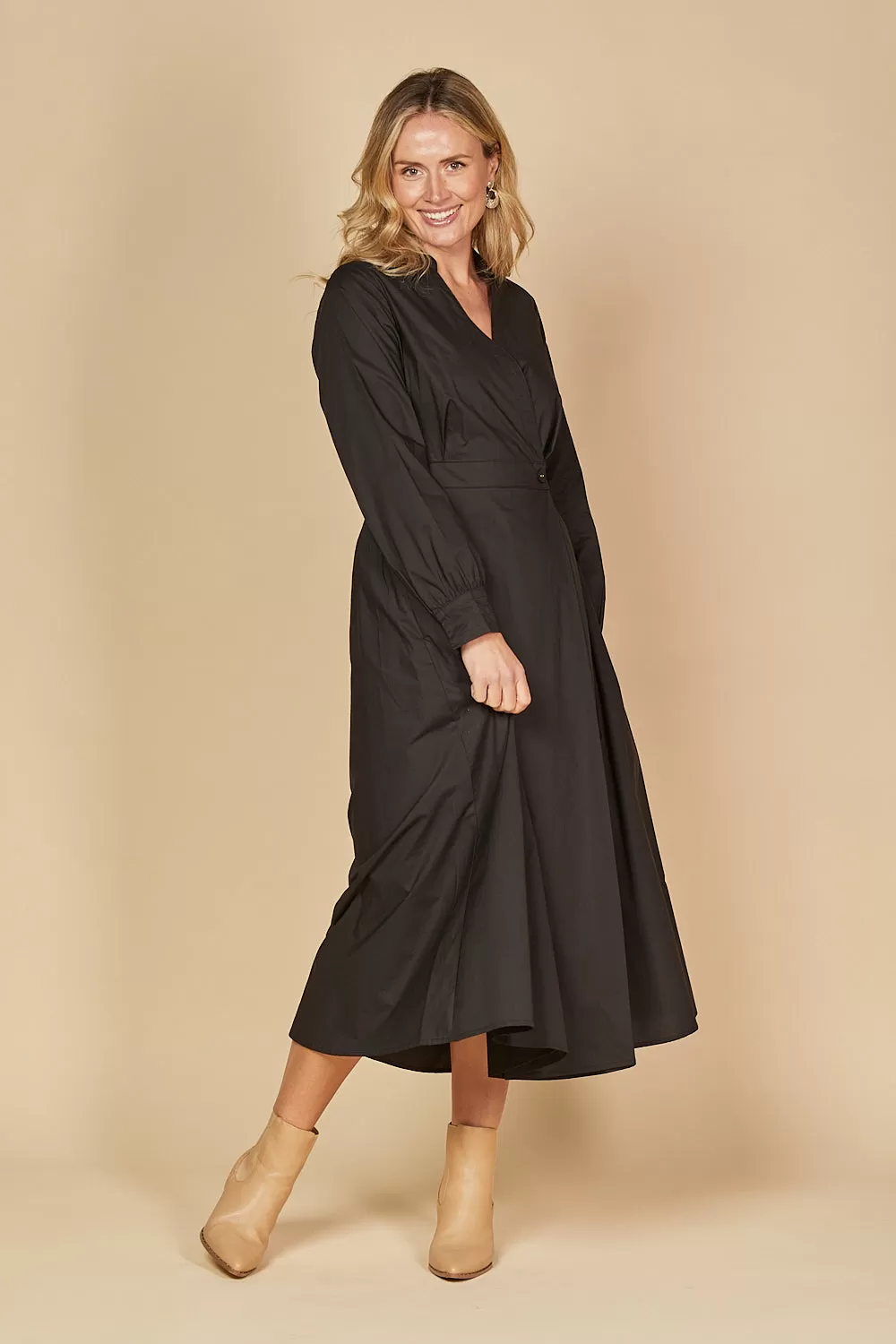 Wendy Poplin Wrap Dress in Black