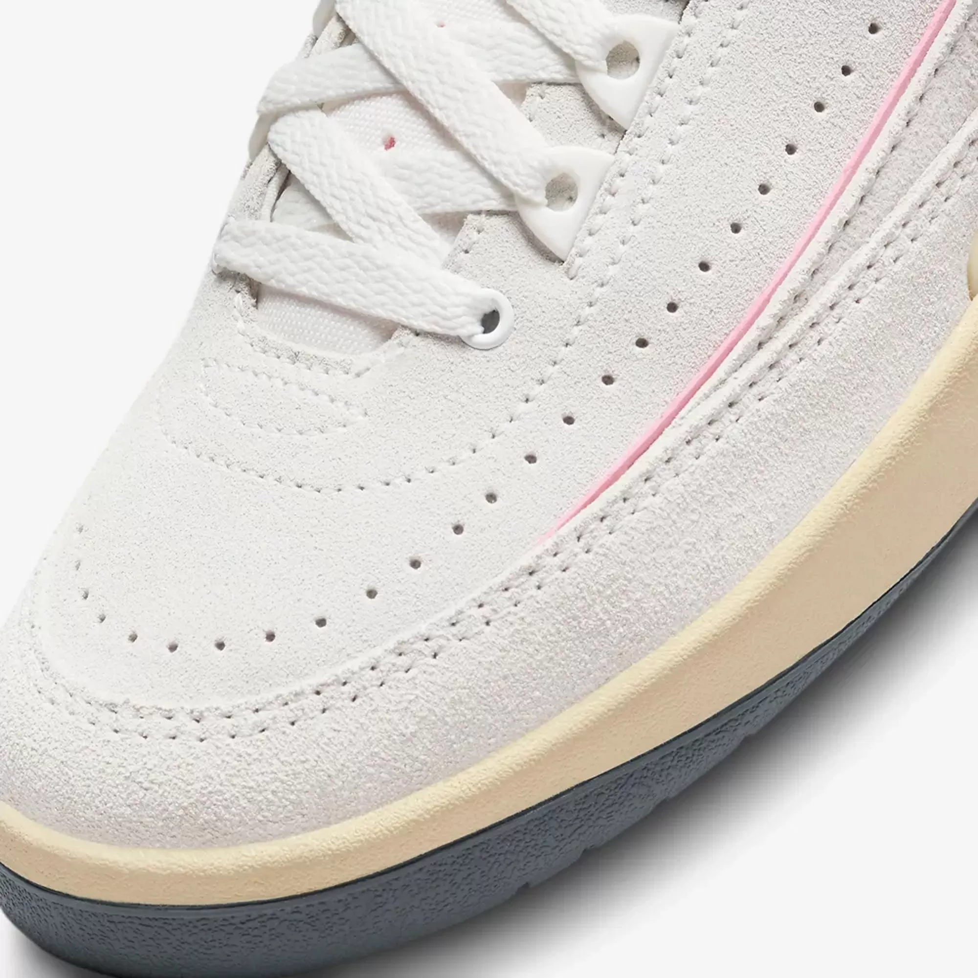 WMN'S AIR JORDAN 2 RETRO 'SUMMIT WHITE/GYM RED-MED SOFT PINK'